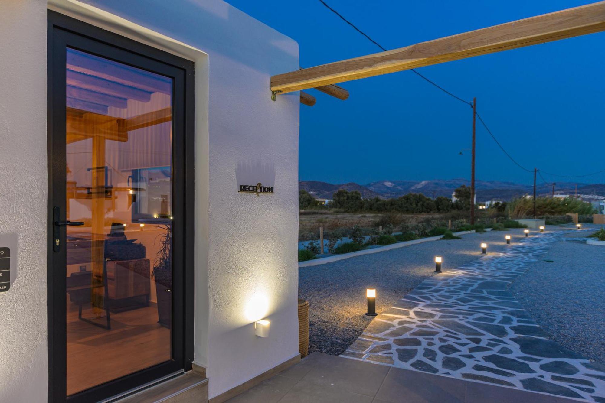 Naxos Finest Hotel & Villas Naxos City エクステリア 写真