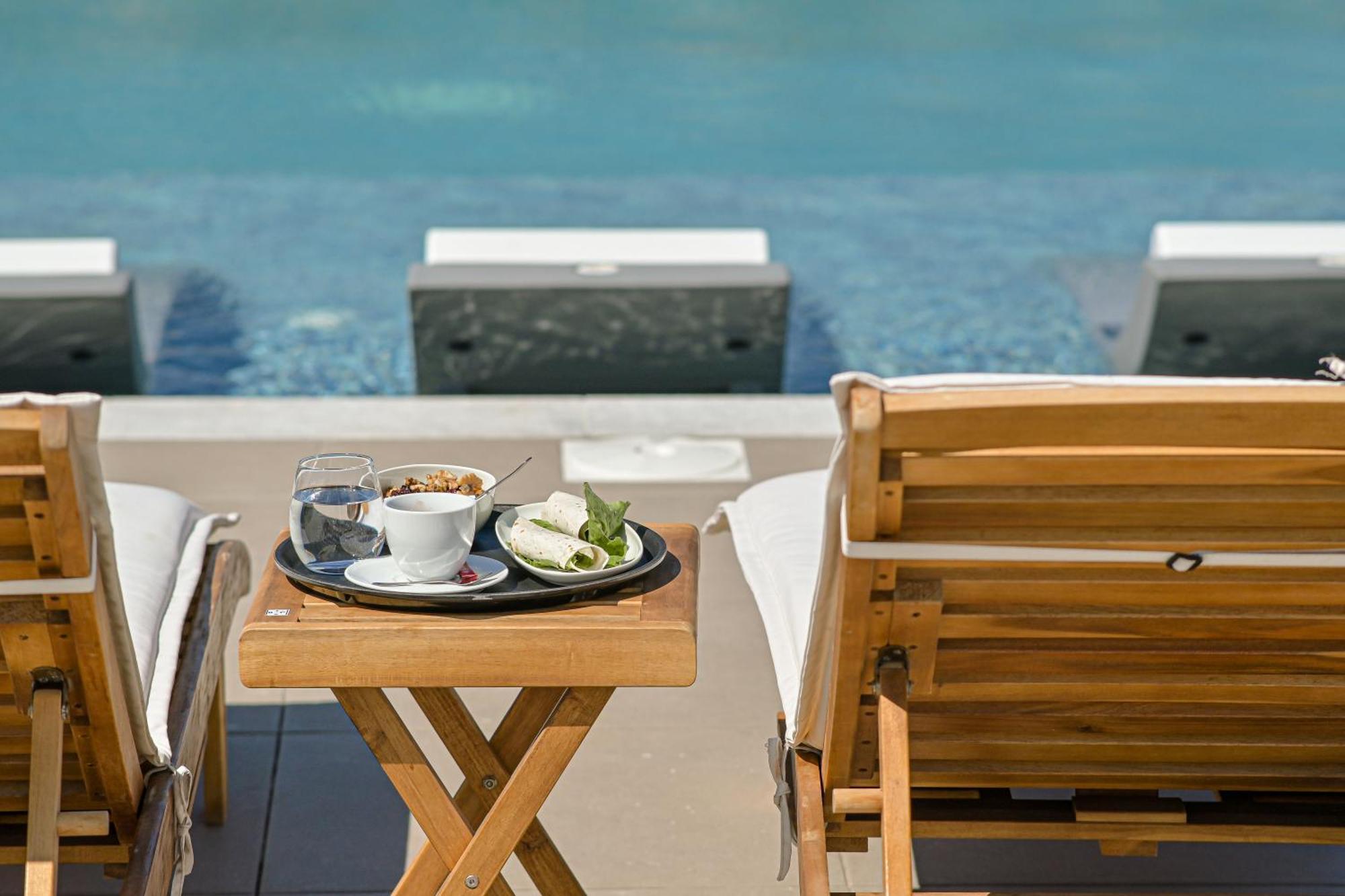 Naxos Finest Hotel & Villas Naxos City エクステリア 写真