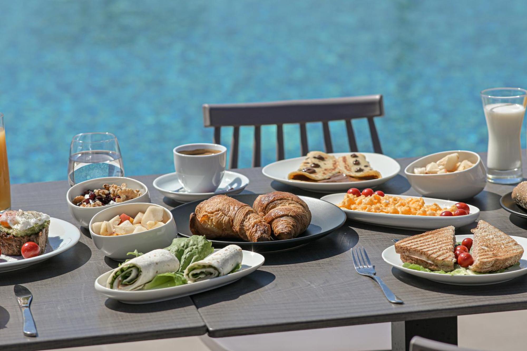 Naxos Finest Hotel & Villas Naxos City エクステリア 写真