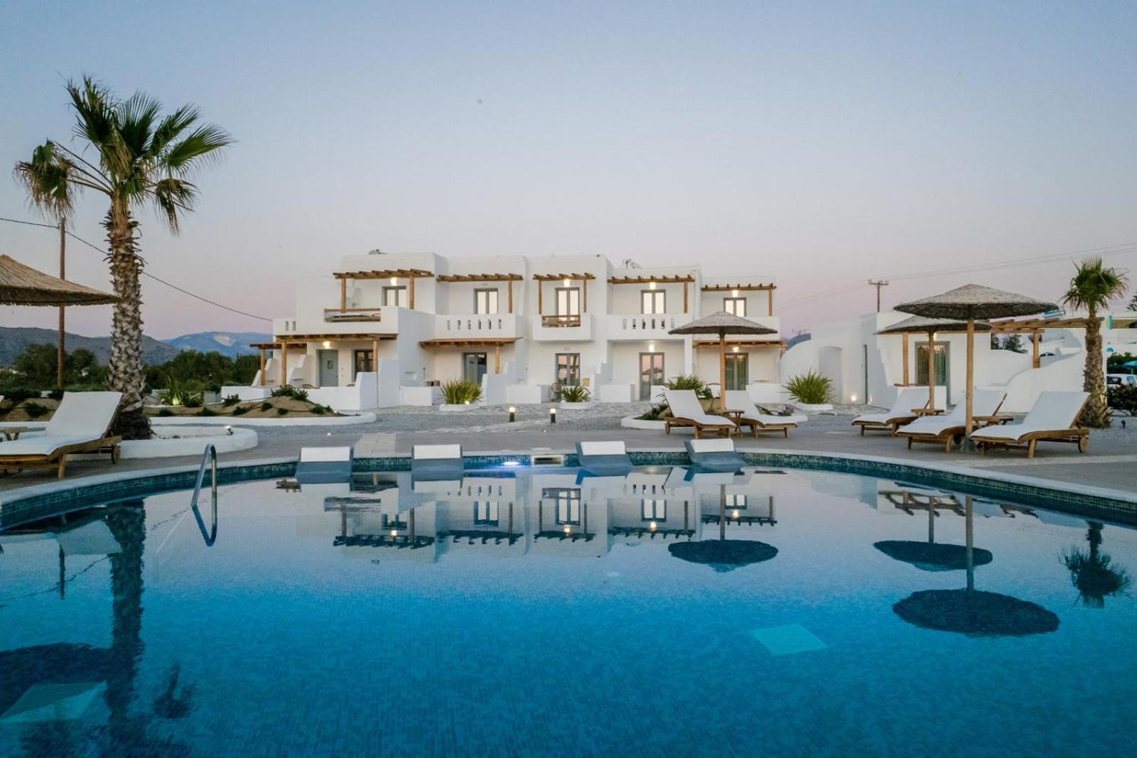 Naxos Finest Hotel & Villas Naxos City エクステリア 写真
