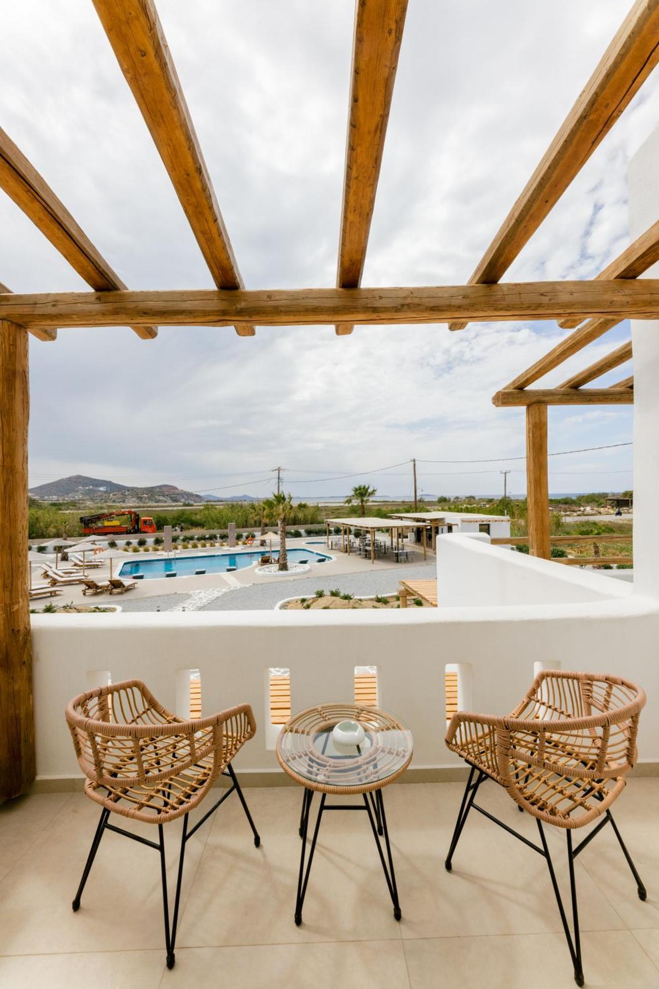 Naxos Finest Hotel & Villas Naxos City エクステリア 写真